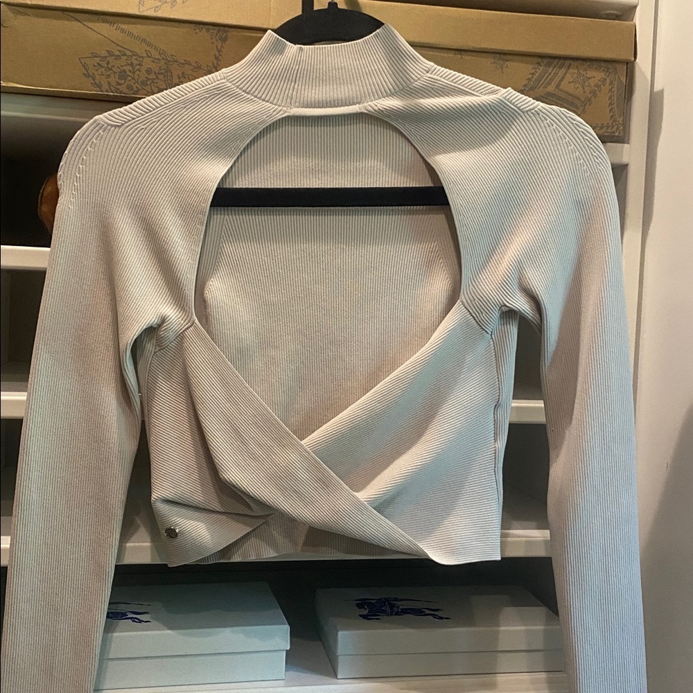 Lululemon Ribbed-Knit Twist-Back Mockneck Crop Top